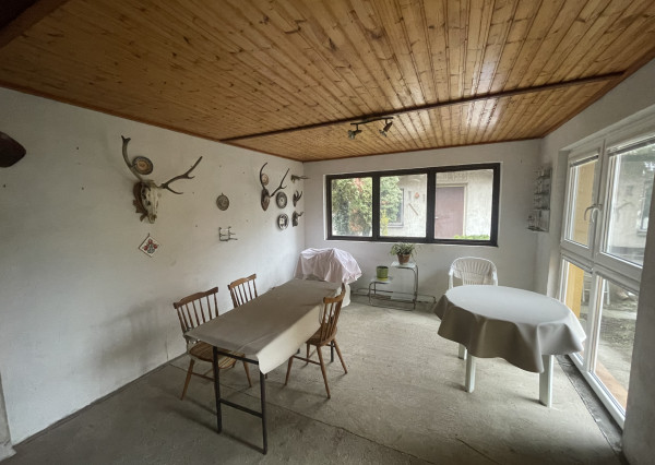 RK4 - NA PREDAJ - Rodinný dom na rekonštrukciu aj na okamžité bývanie  - Iža