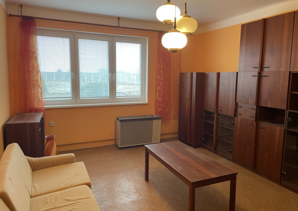 RK4 - NA PREDAJ - Rodinný dom na rekonštrukciu aj na okamžité bývanie  - Iža