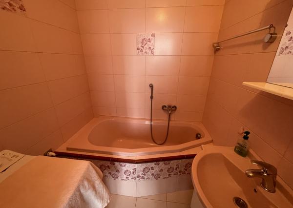 RK4 - NA PREDAJ - 3 izbový byt v centre mesta Sereď