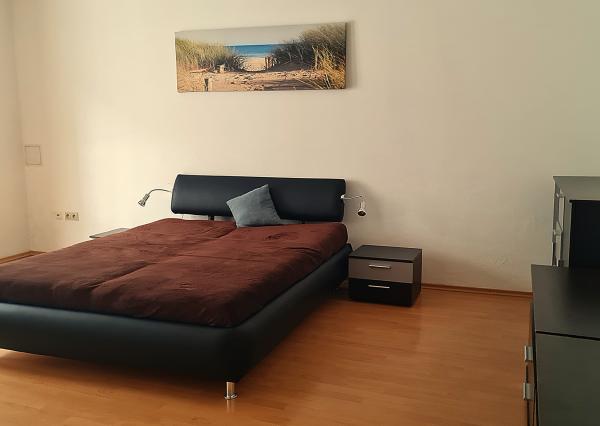 RK4 - NA PRENÁJOM - Priestranný 3 izbový byt Bratislava - Staré Mesto