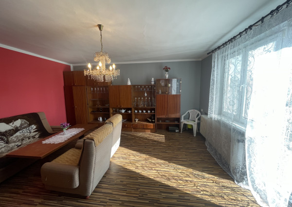 RK4 - NA PREDAJ - Rodinný dom na peknom vyvýšenom kopci vo Veľkých Kostoľanoch