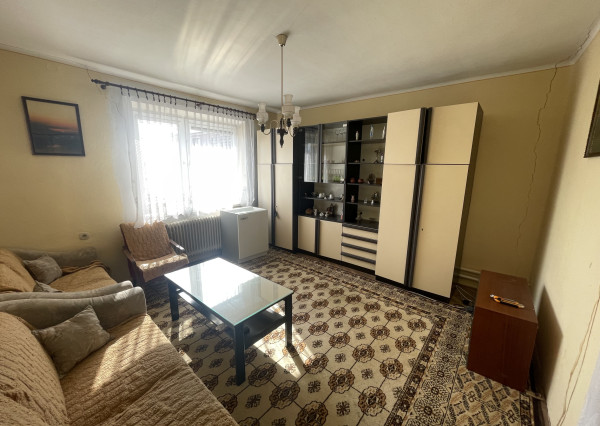 RK4 - NA PREDAJ - Rodinný dom na peknom vyvýšenom kopci vo Veľkých Kostoľanoch