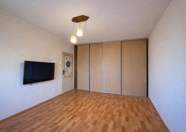 RK4 - PREDANÉ - 1 izbový byt Karloveská ul. - Bratislava