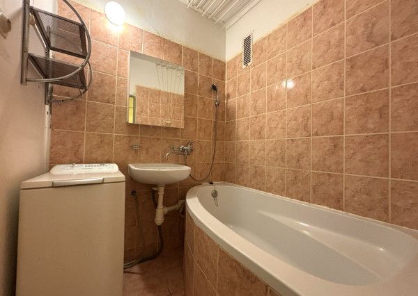 RK4 - PREDANÉ - 1 izbový byt Karloveská ul. - Bratislava