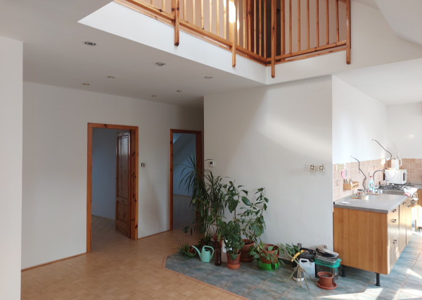 RK4 - NA PREDAJ - 4 izbový mezonet Dulovo námestie, Bratislava