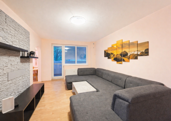 RK4 - NA PREDAJ - 3izbový byt  Dúbravka - tichá lokalita