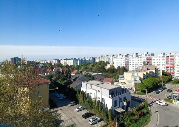 RK4 - NA PREDAJ - 3i byt s nepriechodnými izbami a výhľadom na zeleň – Čiližská ul.