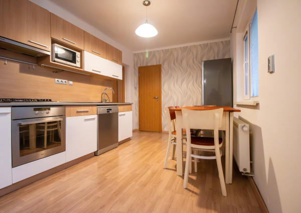 RK4 - NA PREDAJ - 3 izbový byt - ul. Šulekova, Staré Mesto
