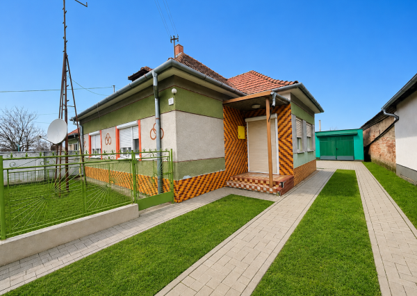 RK4 -  NA PREDAJ - Rodinný dom v Kráľovom Brode