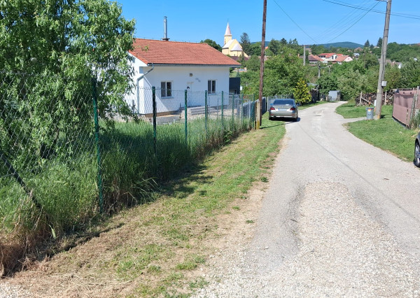 RK4 - NA PREDAJ -  stavebný pozemok RADOŠINA, okr. Topoľčany