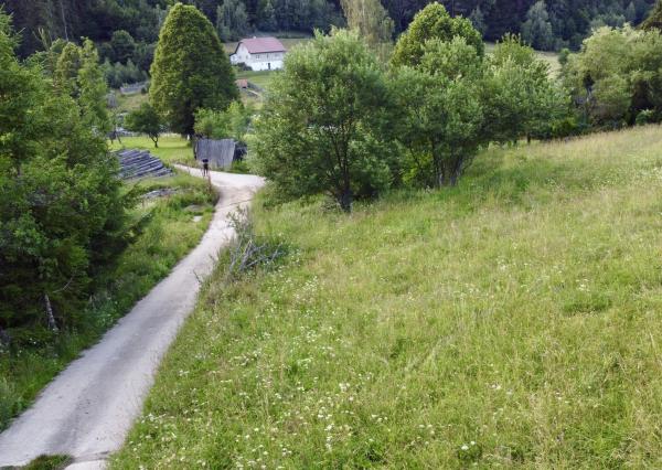 RK4 - PREDAJ - slnečný pozemok 1 889 m² – KYSUCE | ideálny na RD alebo chatu