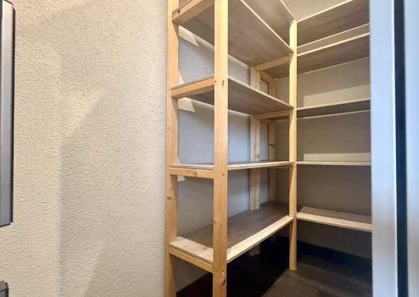 RK4 - PREDAJ - 3 izbový byt-loggia- francúzke okno