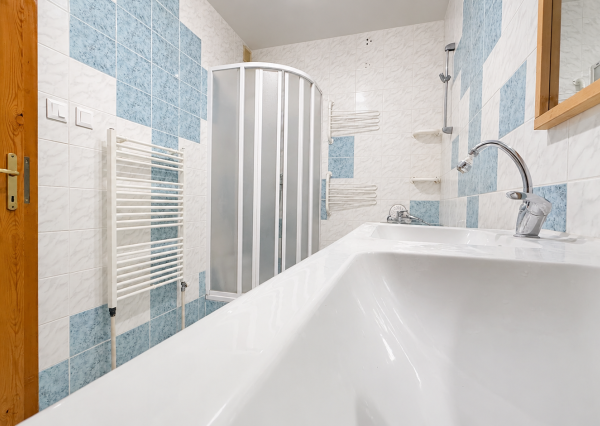 RK4 - PREDAJ -  4 izbový svetlý  byt  137 m² - loggia - Dulovo námestie