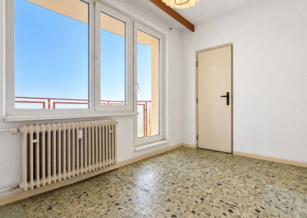RK4 - PREDAJ - Priestranný 2-izbový byt s balkónom v Žiline – Vlčince, Dobšinského ulica