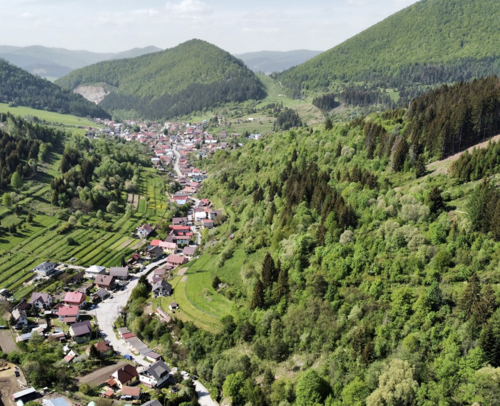 RK4 - NA PREDAJ - Pozemky Snežnica