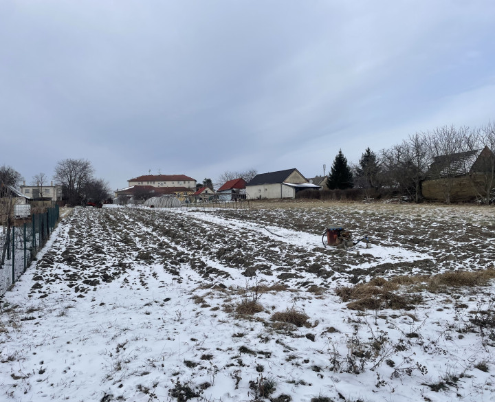 RK4 - NA PREDAJ - Stavebný pozemok na výstavbu rodinného domu - Žiharec - 700m2