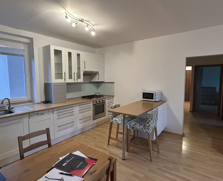 RK4 - NA PREDAJ - 3 izbový byt - Ružinov