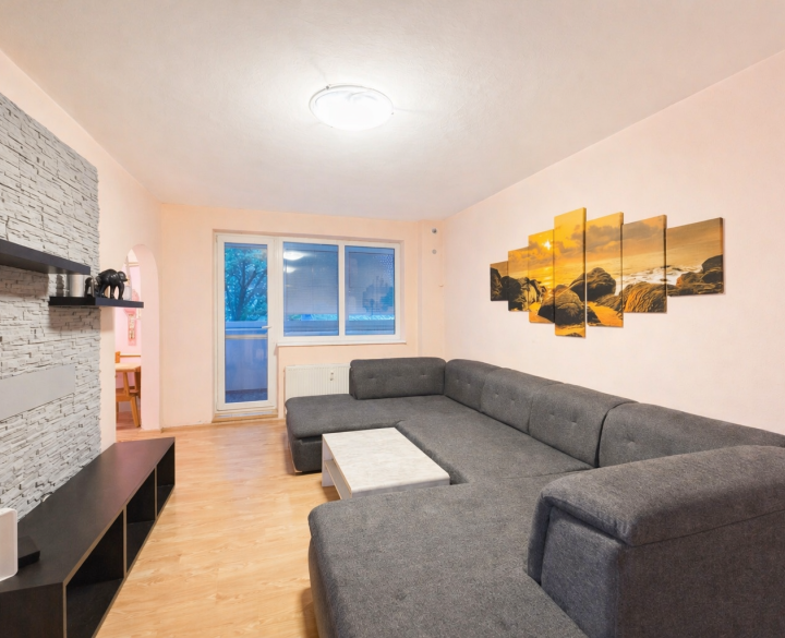 RK4 - NA PREDAJ - 3izbový byt  Dúbravka - tichá lokalita