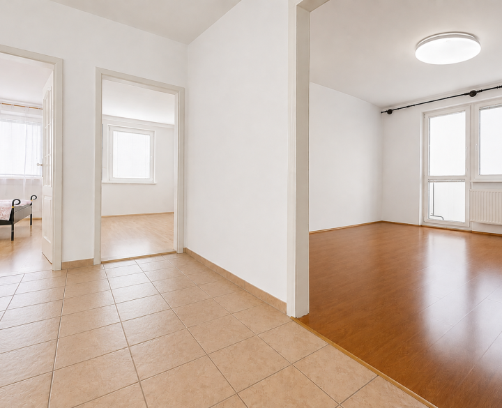 RK4 - PREDAJ - 3 izbový byt, 2x loggia, Bratislava - Karlová Ves