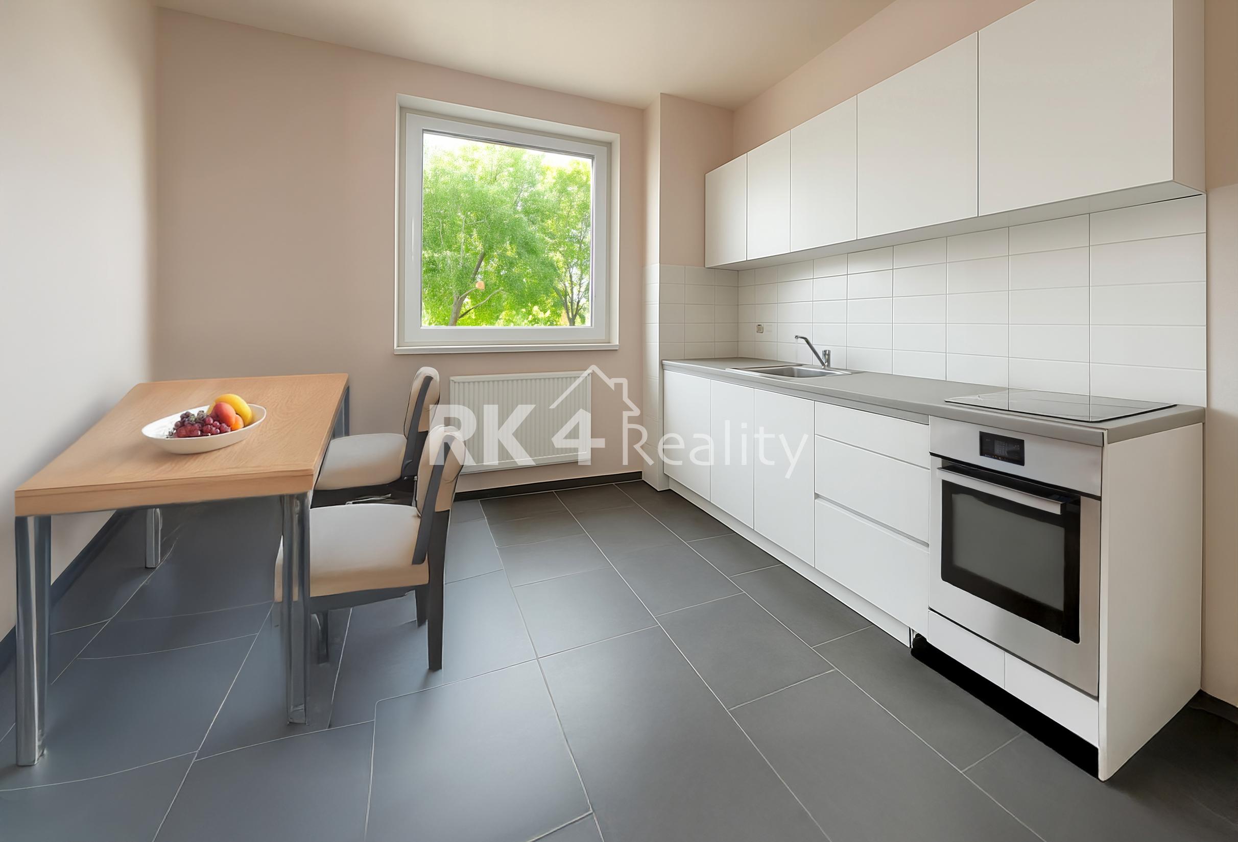 RK4 - REZERVOVANÉ - priestranný 3 izbový byt