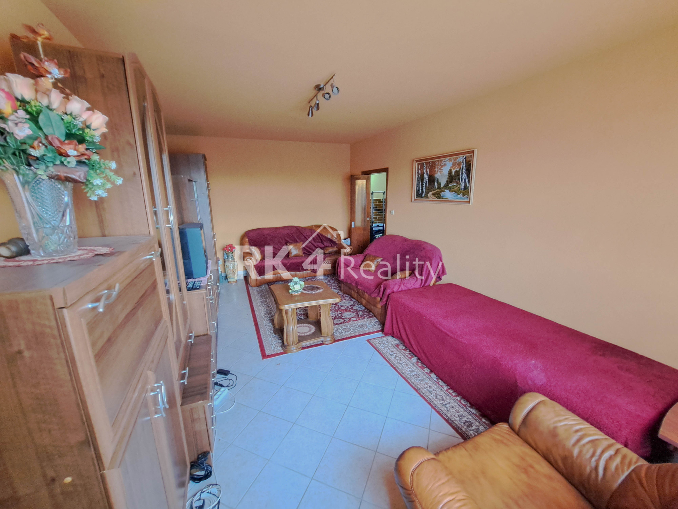 RK4 - NA PREDAJ - 3 izbový byt v Galante