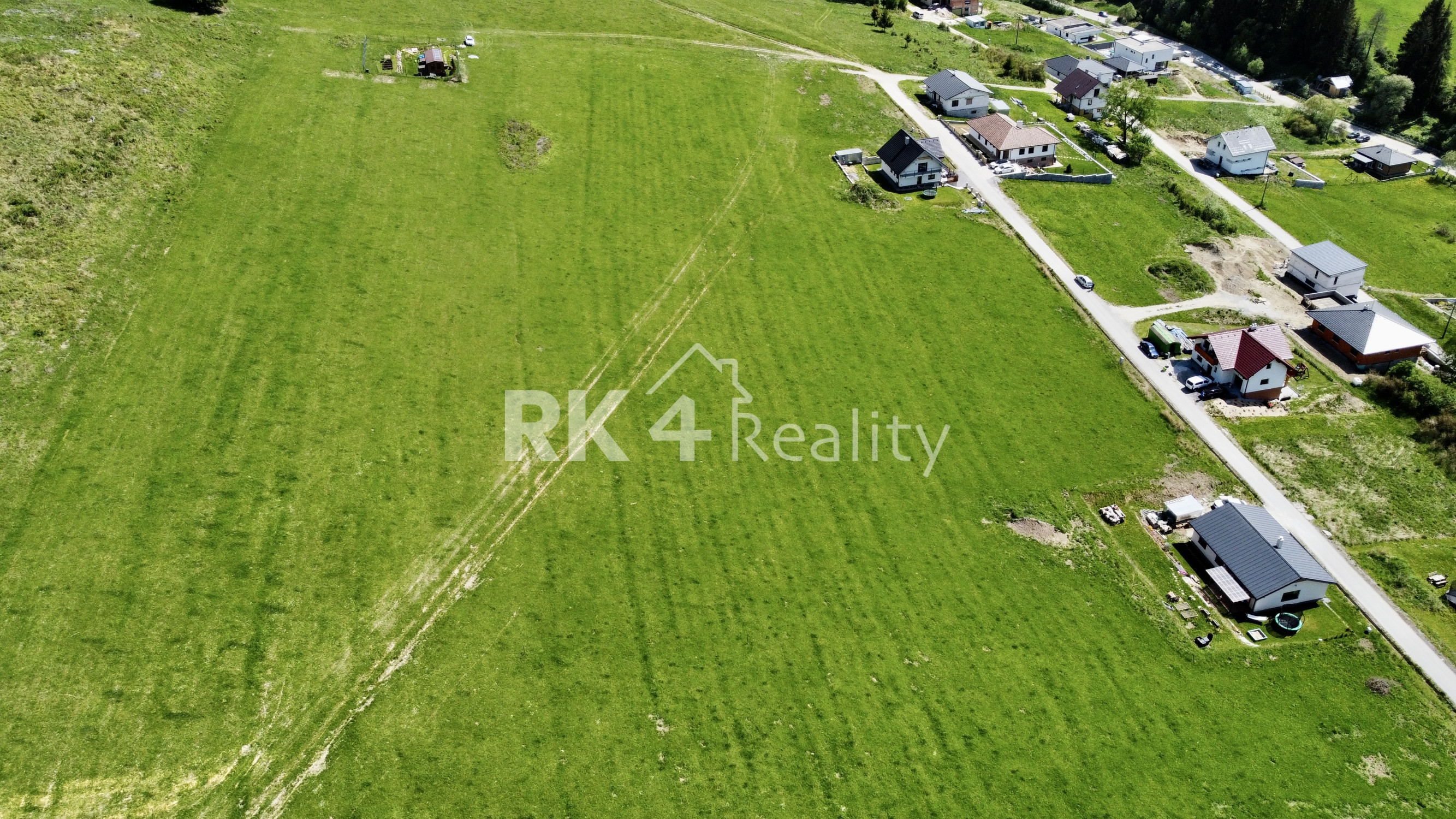 RK4 - NA PREDAJ - Investičný pozemok Snežnica