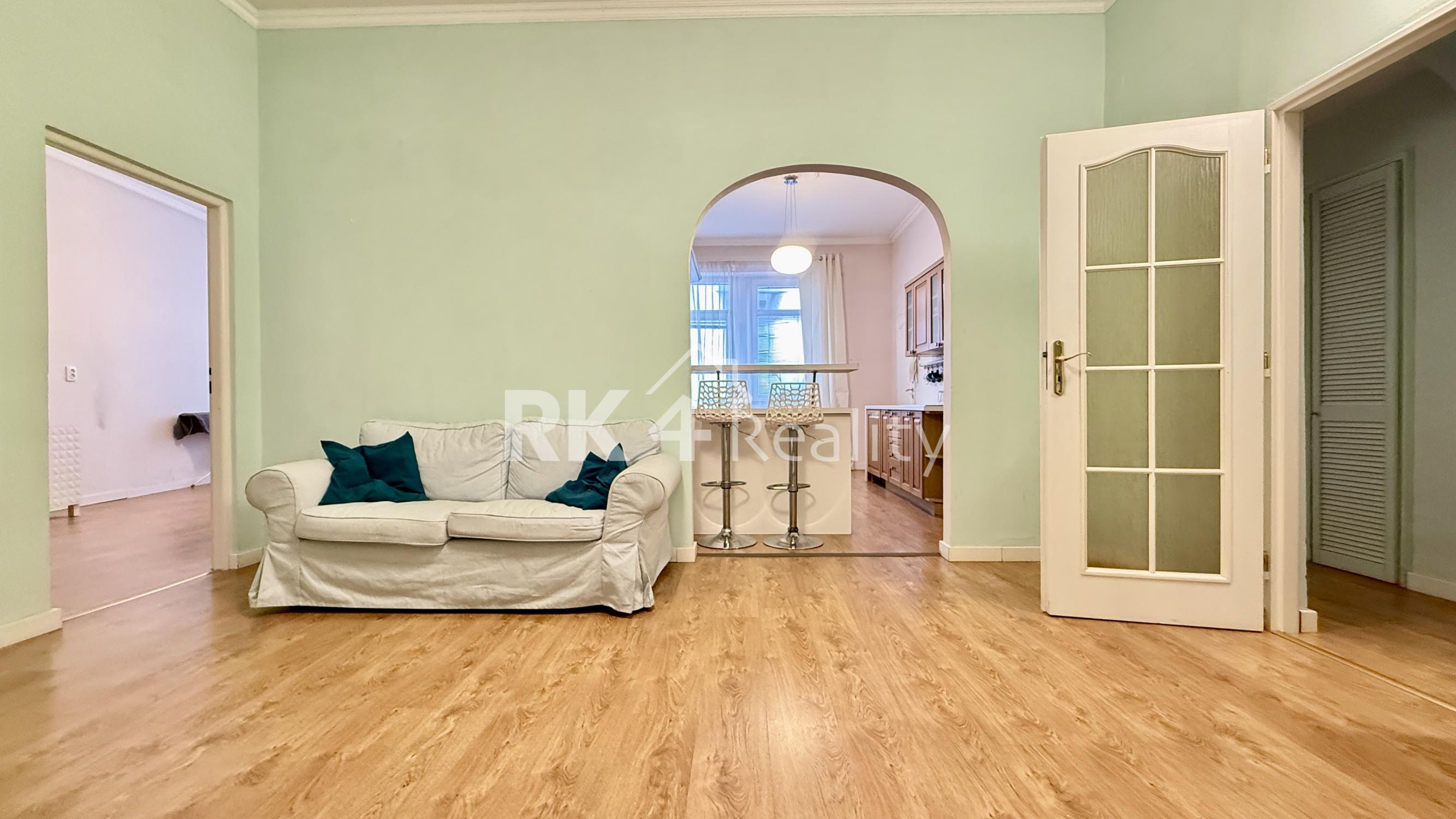 RK4 - PREDAJ - 5 izbový byt na ul. Obchodná, Bratislava