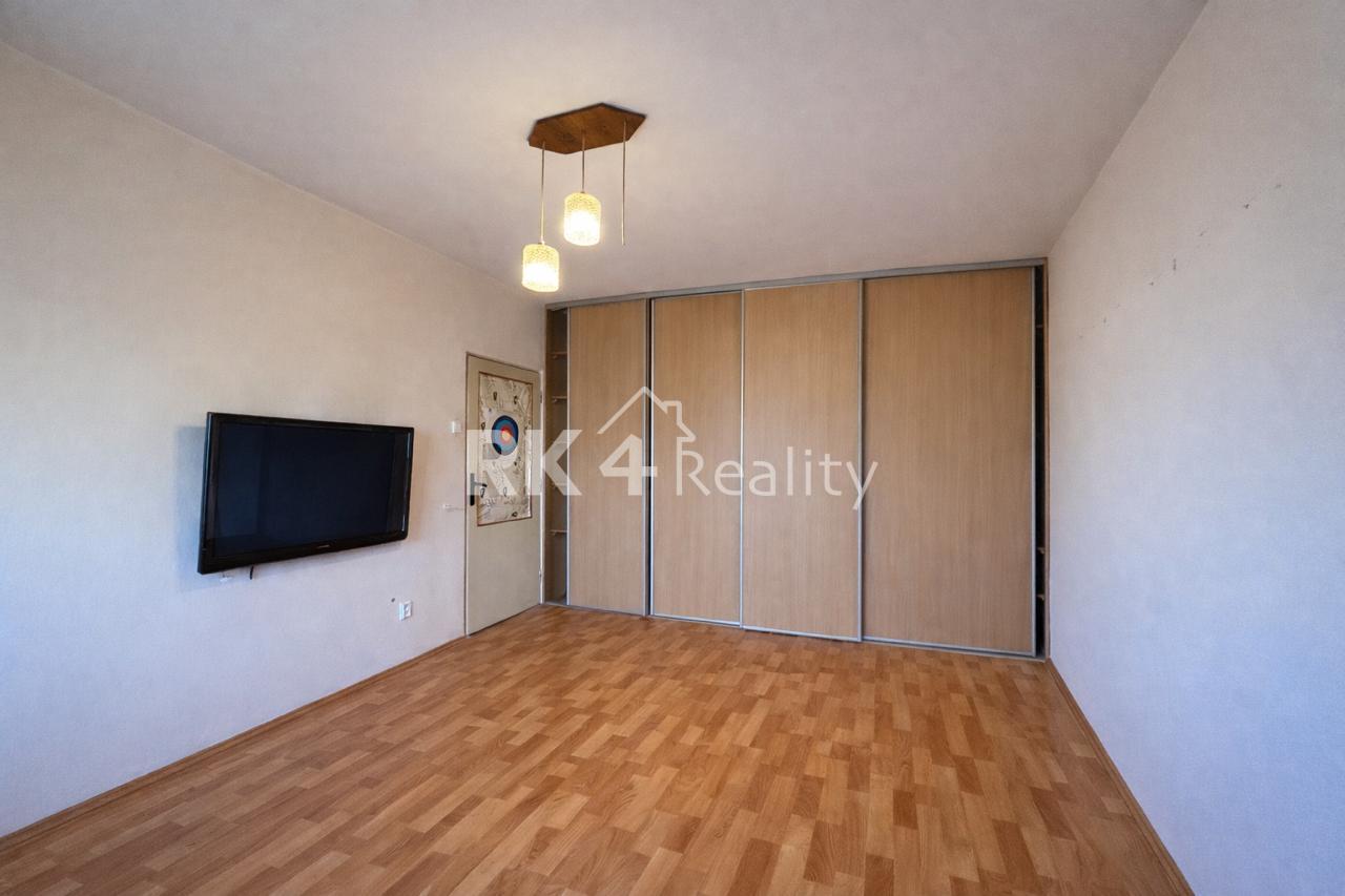 RK4 - PREDANÉ - 1 izbový byt Karloveská ul. - Bratislava