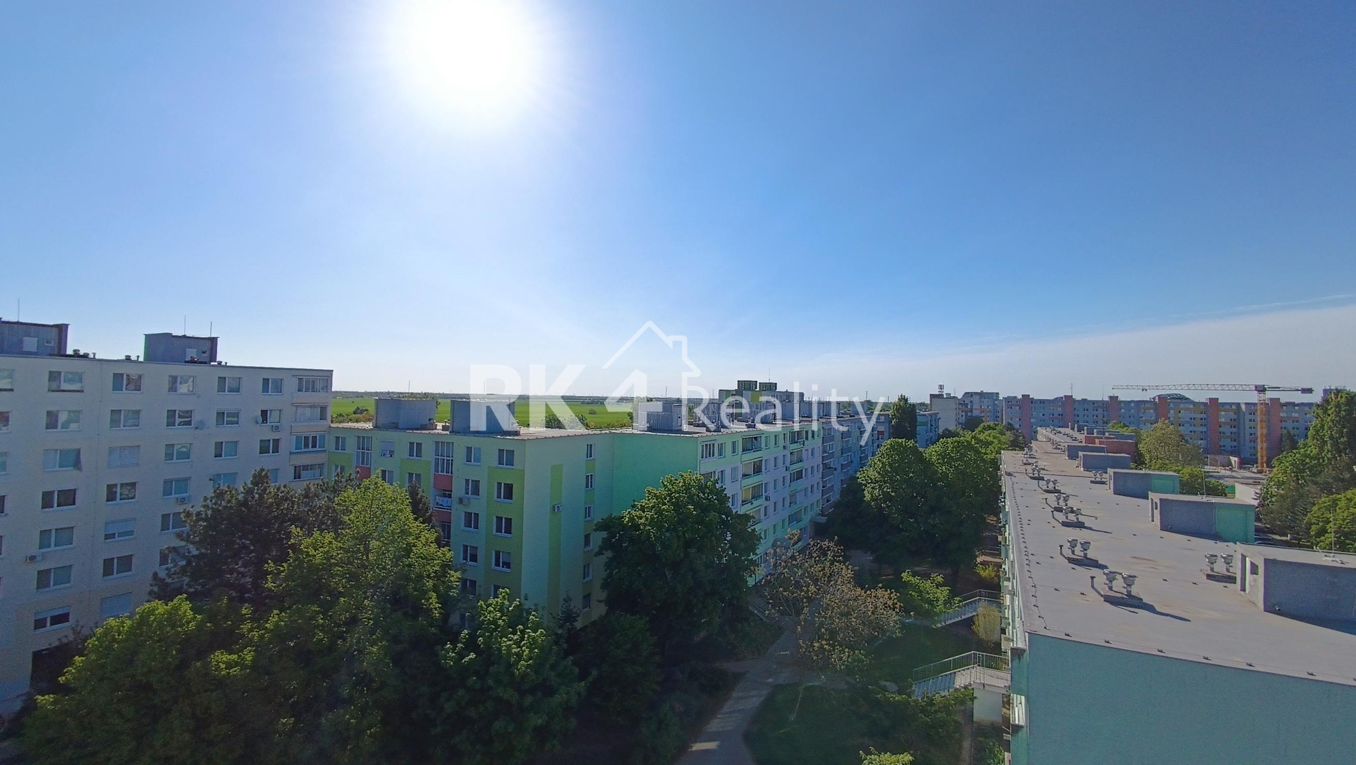 RK4 - NA PREDAJ - 3i byt s nepriechodnými izbami a výhľadom na zeleň – Čiližská ul.