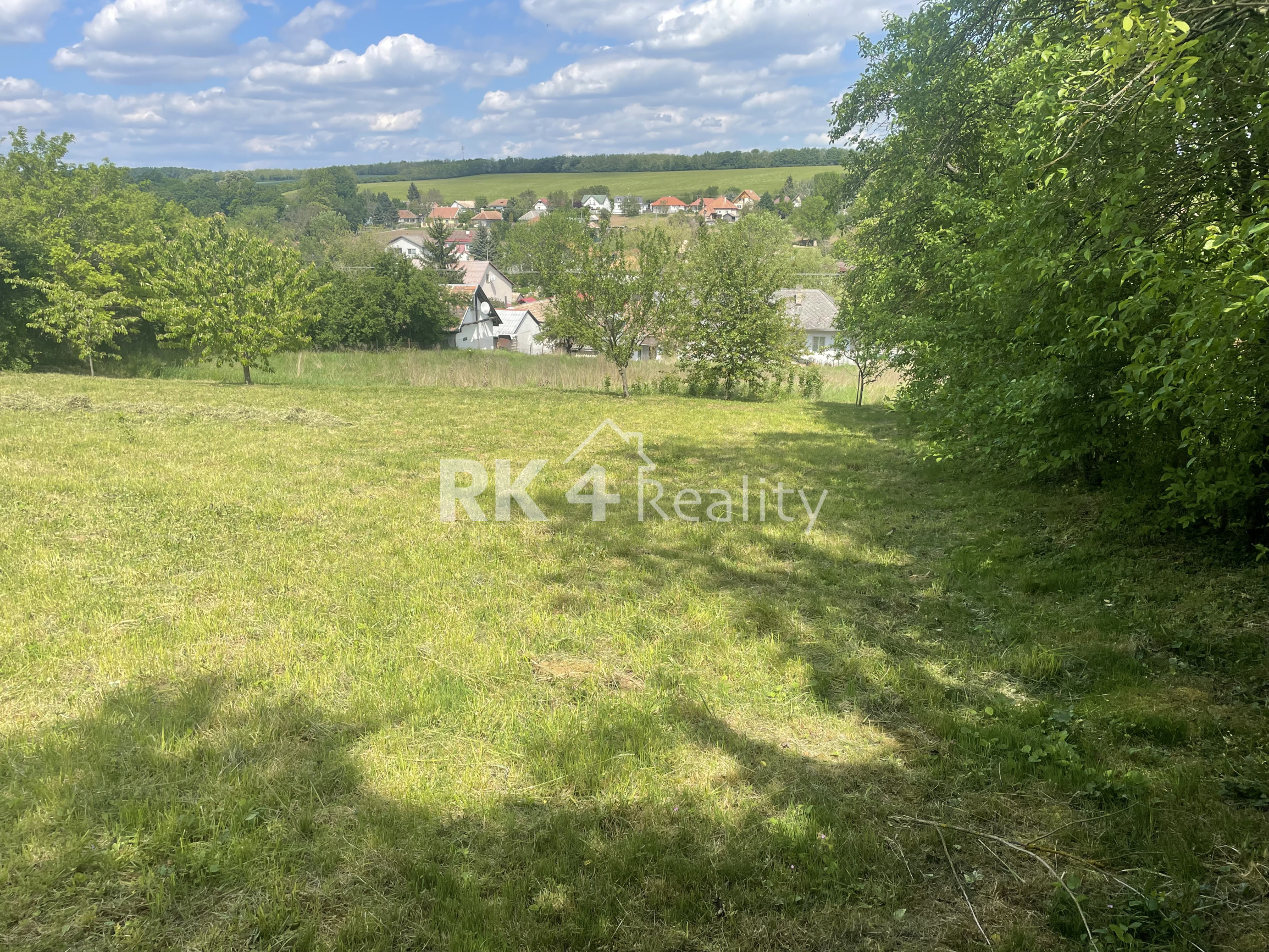 RK4 - NA PREDAJ - stavebný pozemok - DEDINKA, okr. Nové Zámky