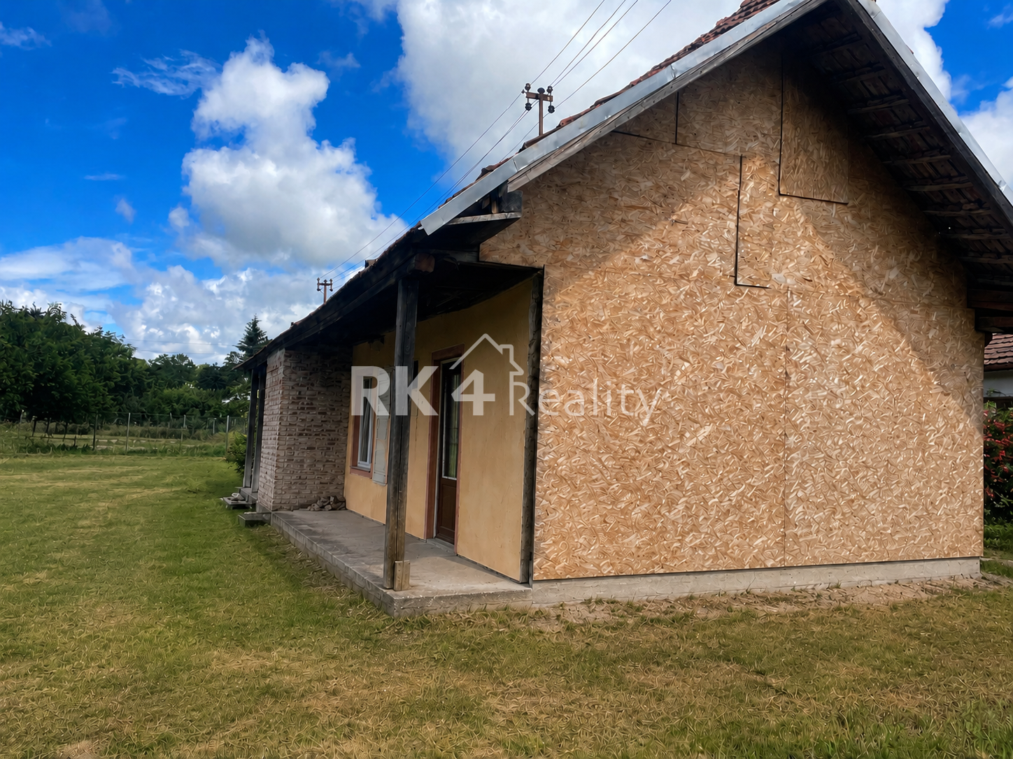 RK4 -  NA PREDAJ  - starší RD s veľkým pozemkom  v lokalite obce Mýtna Nová Ves,  , miestna časť Ludaníc