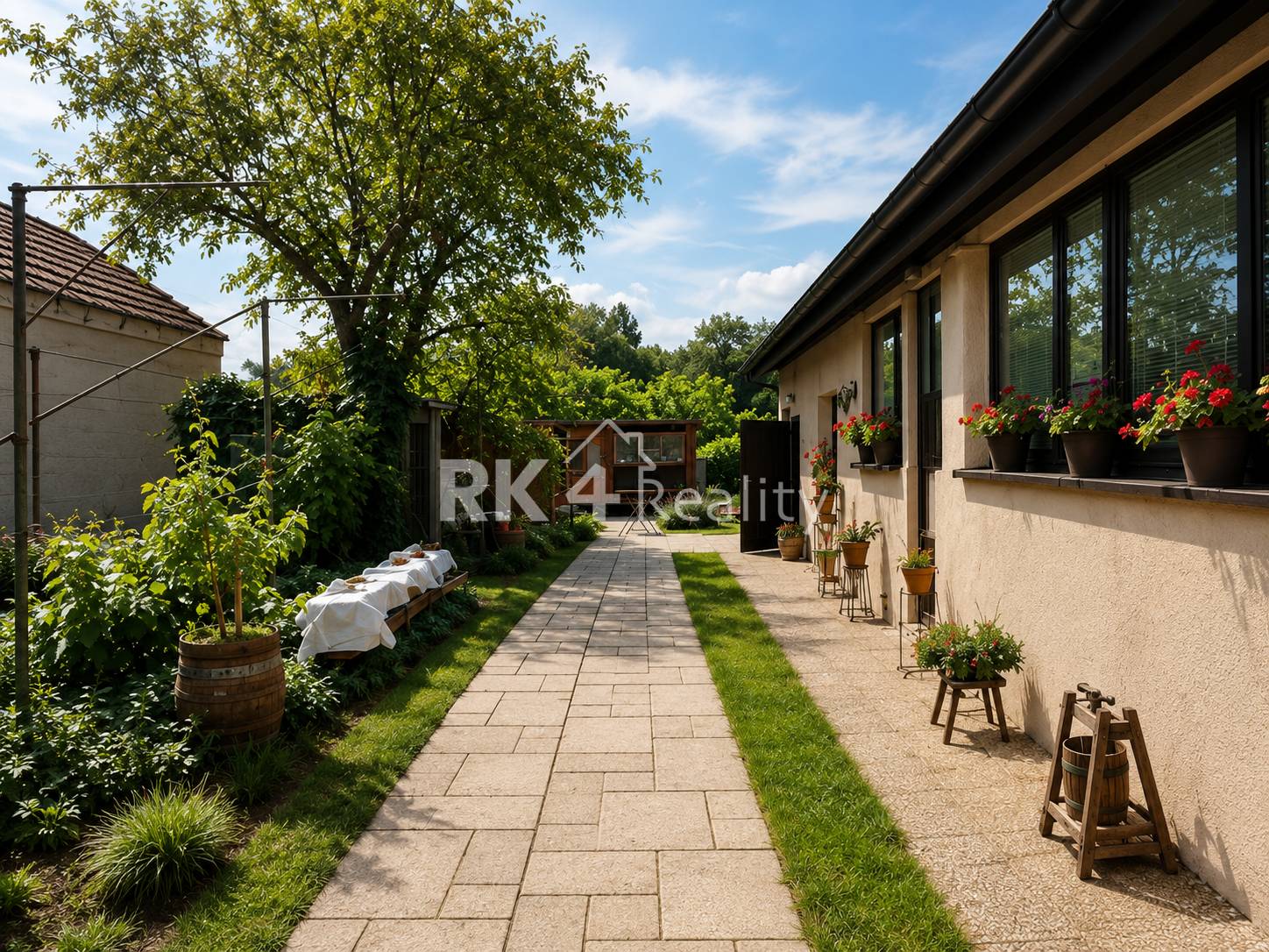 RK4 - NA PREDAJ -  Rodinný dom po kompletnej rekonštrukcii , HÁJSKE okres Šaľa