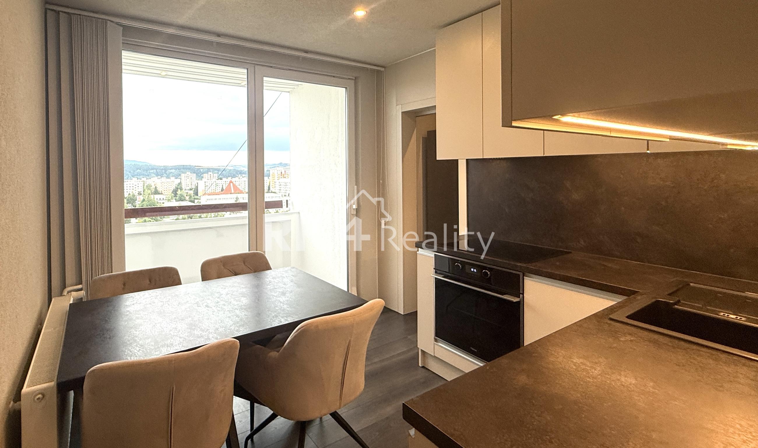RK4 - PREDAJ - 3 izbový byt - loggia - Solinky - Žilina